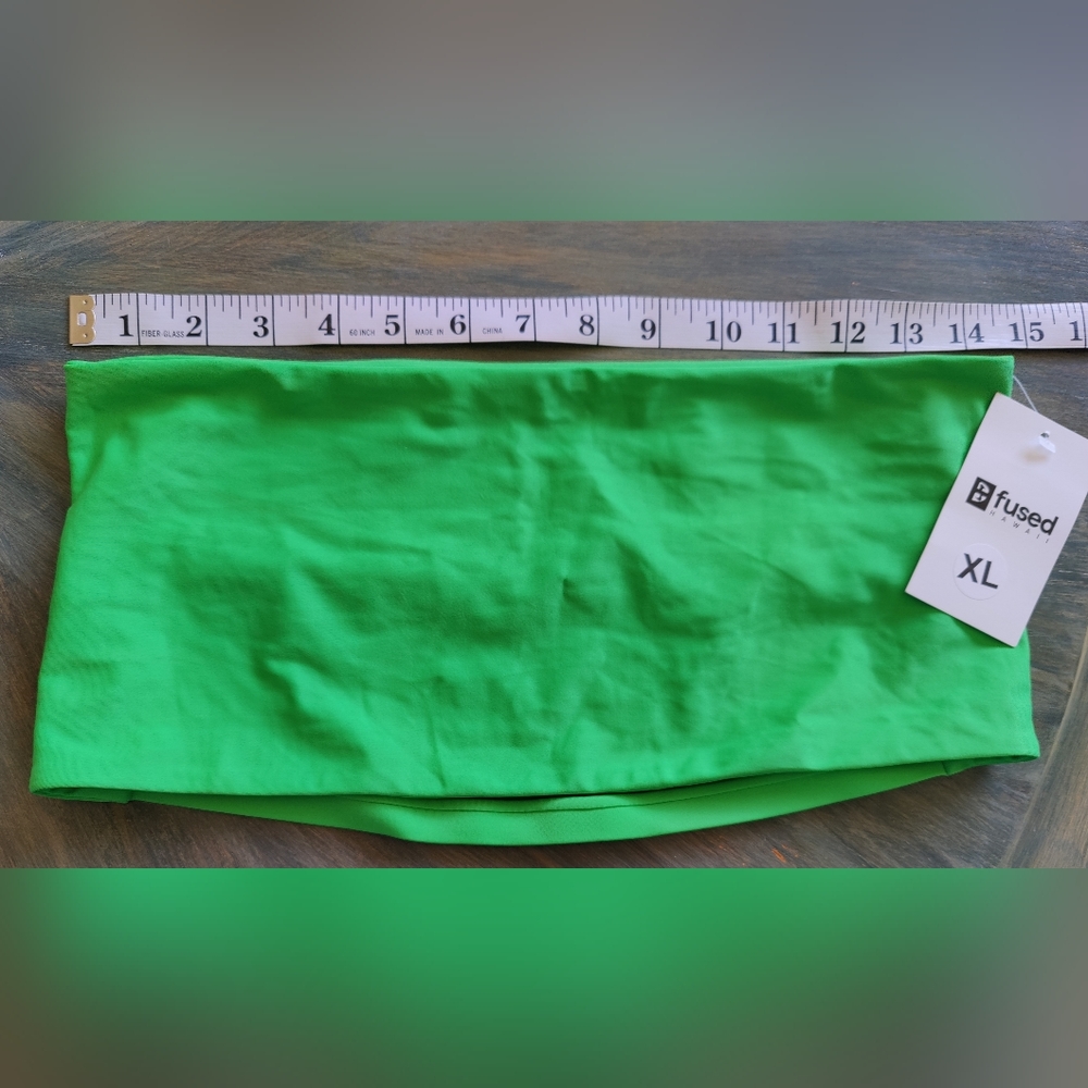 XL strapless style top